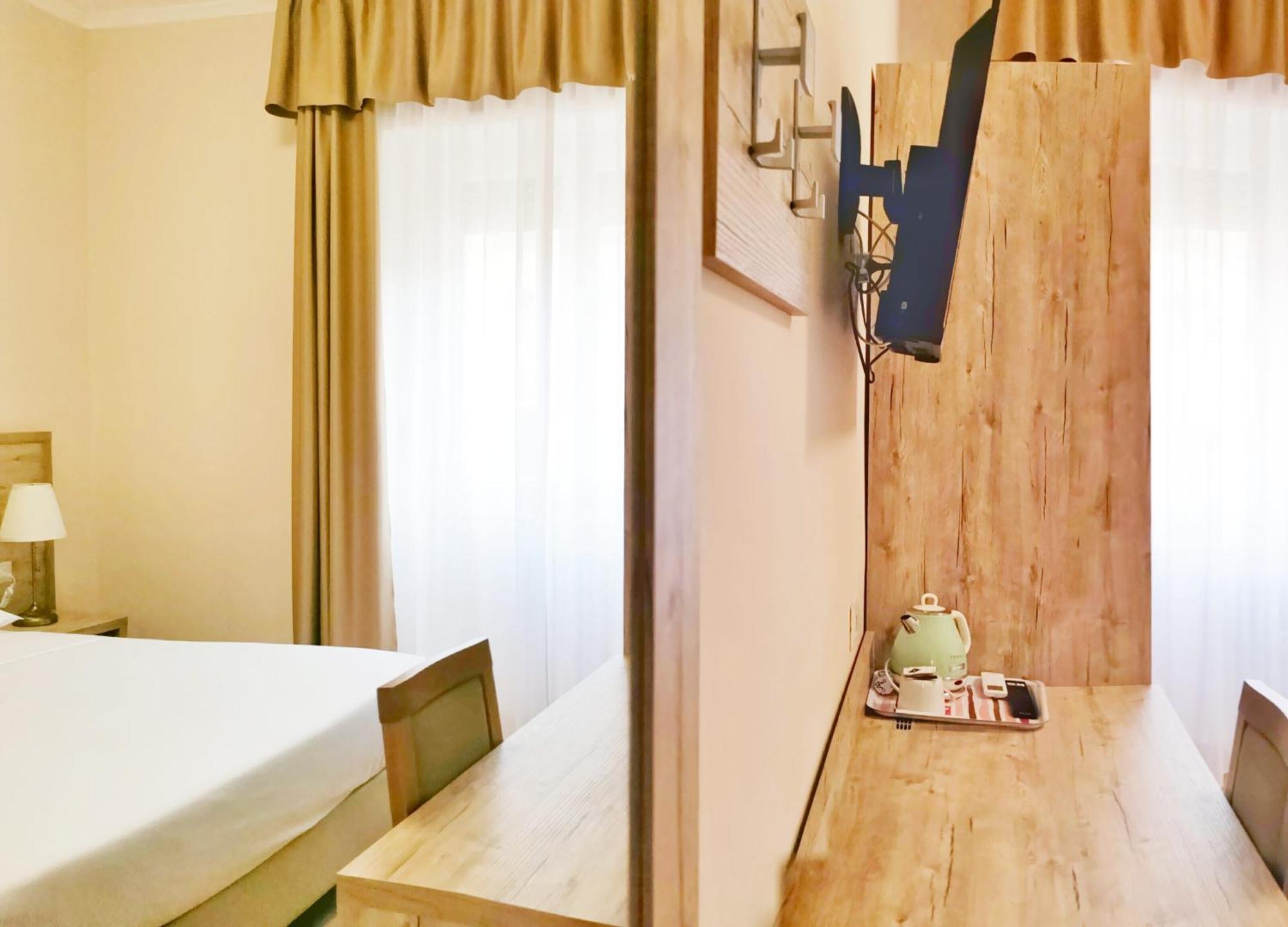 Guesthouse Central Station Group - Via Ponte Seveso 18 ميلان المظهر الخارجي الصورة