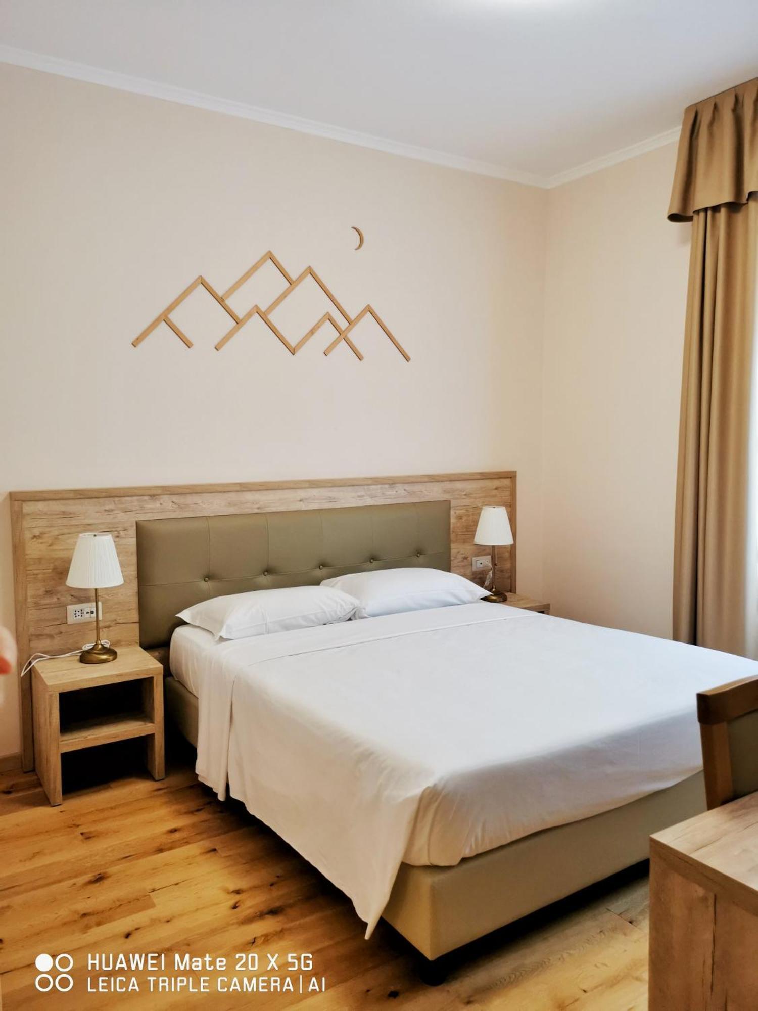Guesthouse Central Station Group - Via Ponte Seveso 18 ميلان المظهر الخارجي الصورة